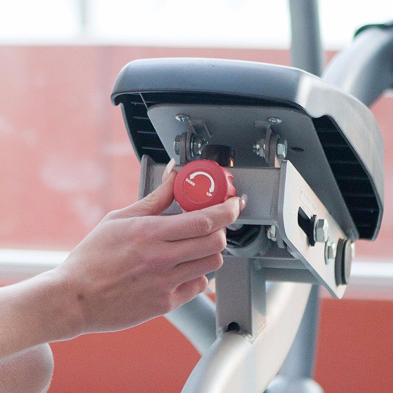 DYACO岱宇SE800静音椭圆机太空漫步家用商用磁控静音登山机椭圆仪